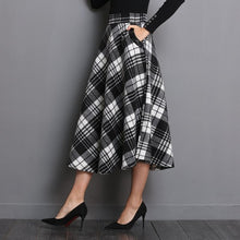 Load image into Gallery viewer, England Style Red Plaid High Waist Midi Skirts Woolen Plus Size